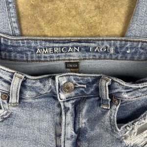 American Eagle Mom‎ Jean Women's Size 4 Blue Distressed High-Rise Tapered Leg
